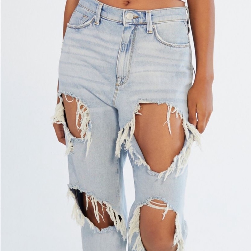 Urban Outfitters High waisted Mom Jean
